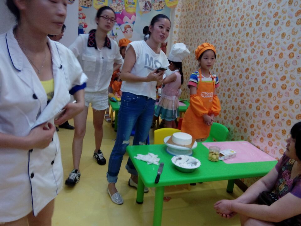 ͯ決